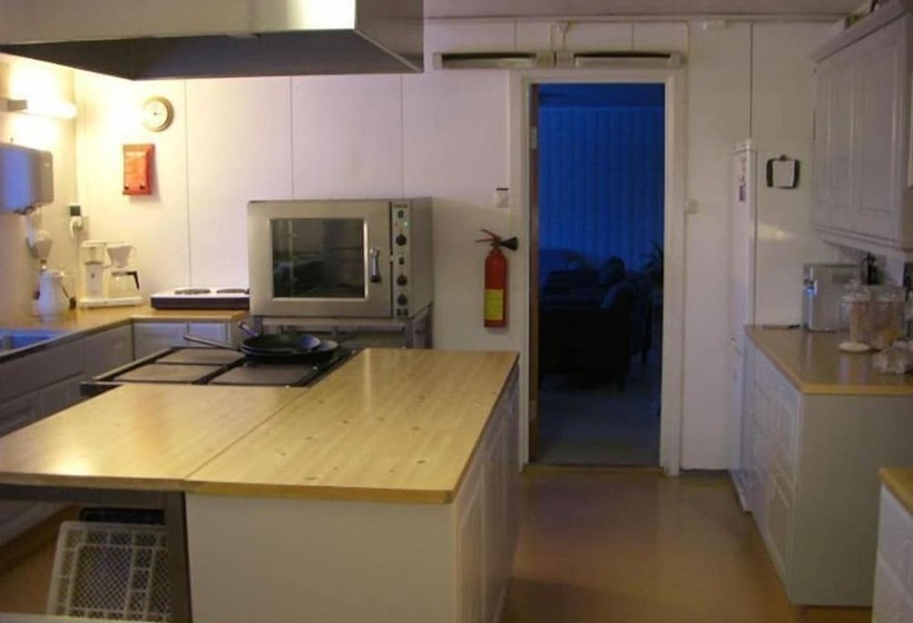 호텔 Soltun Soldatheim & Ungdomssenter