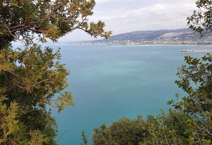 Theodos Lodge Hotel By Hansa