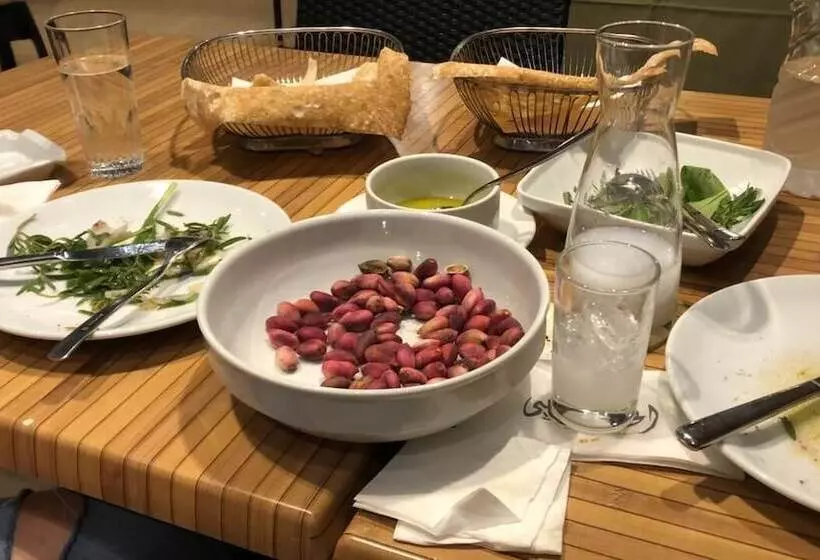 Theodos Lodge Hotel By Hansa