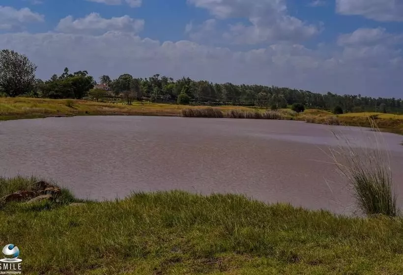 هتل Thika Greens Golf Resort