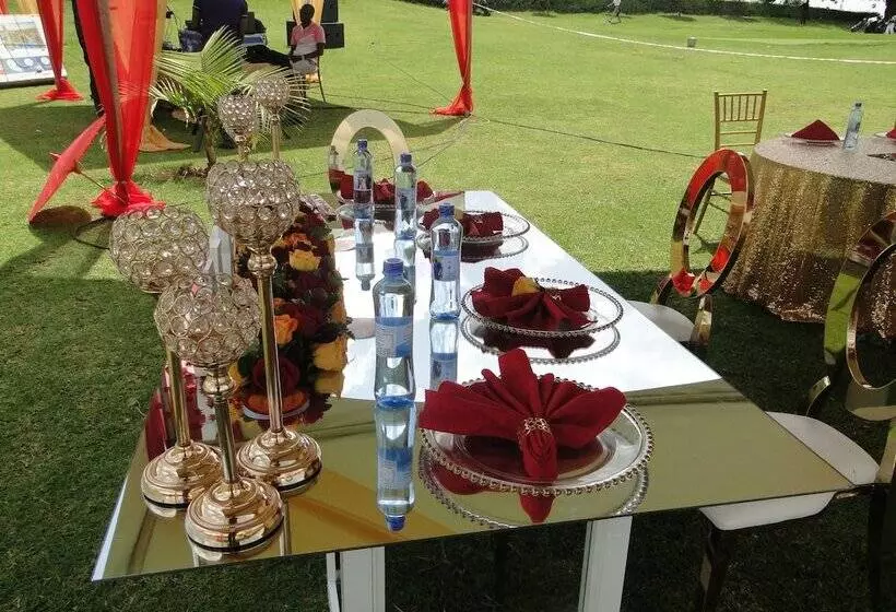 هتل Thika Greens Golf Resort