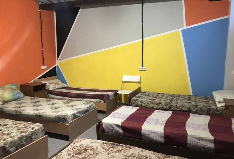 Kandinskiy Hostel