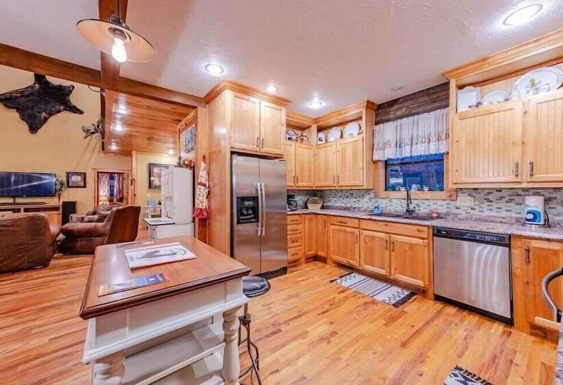 Mountain Fork Lodge With Wifi And Fire Pit By Redawning