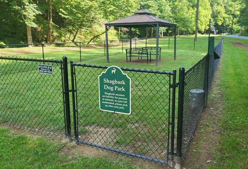 Mountain View Holy Smoky Cabin By Redawning