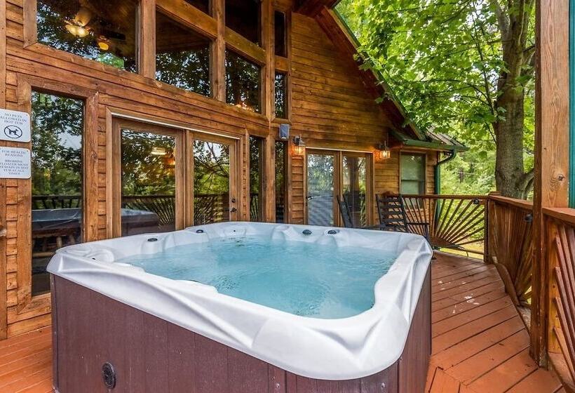 Mountain View Holy Smoky Cabin By Redawning