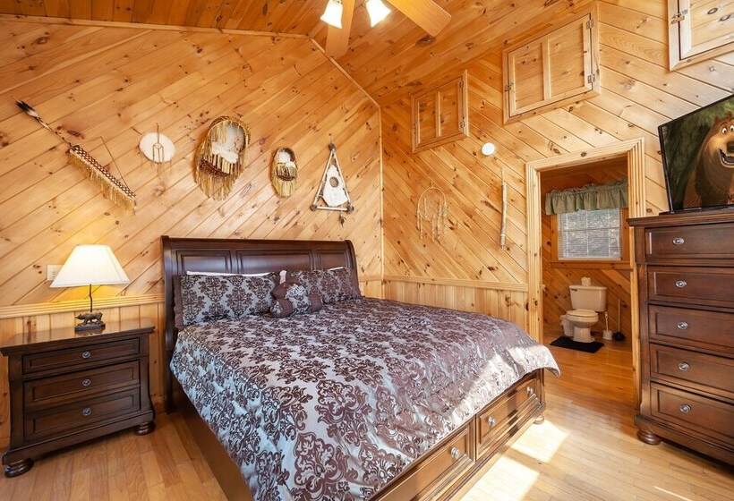 Mountain View Holy Smoky Cabin By Redawning