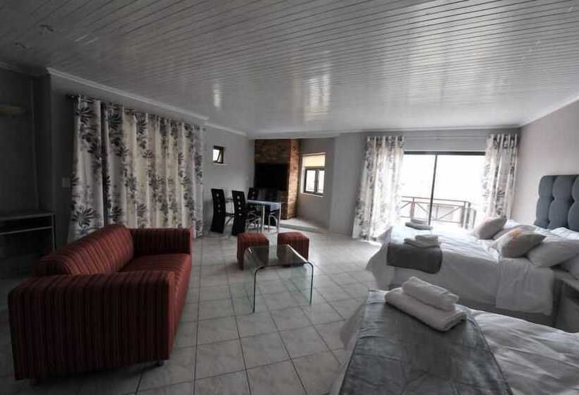 پانسیون Blue Lily Langstrand Self Catering