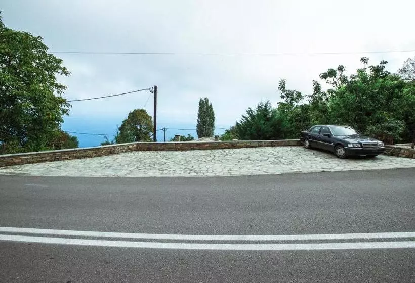 Majatalo Ellis Full Guest House