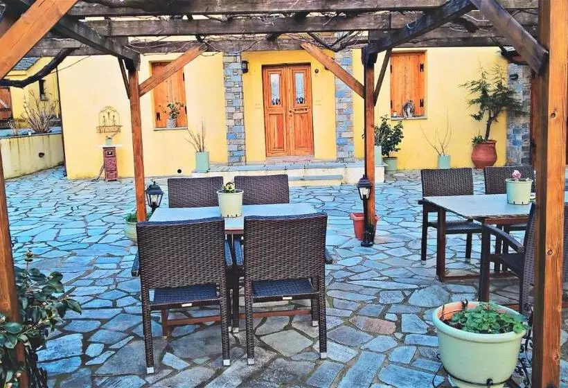 Majatalo Ellis Full Guest House