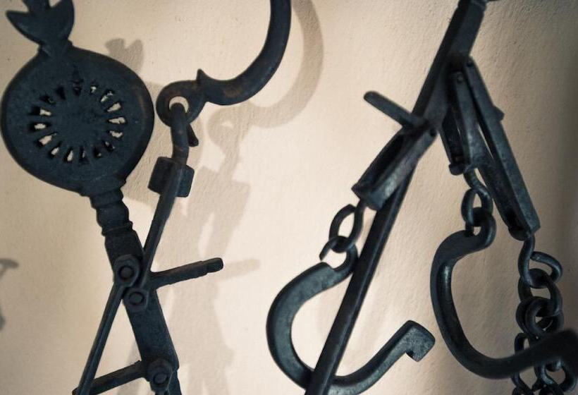 بنسيون Ellis Full Guest House