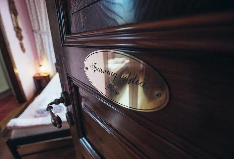 بنسيون Ellis Full Guest House