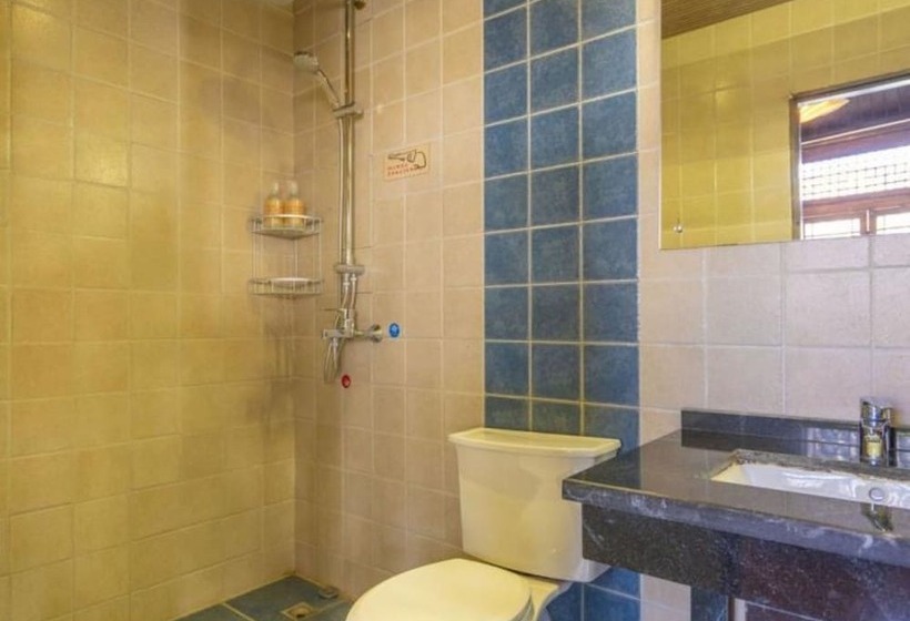 פנסיון Floral Hotel Limaroonthai Shuhe