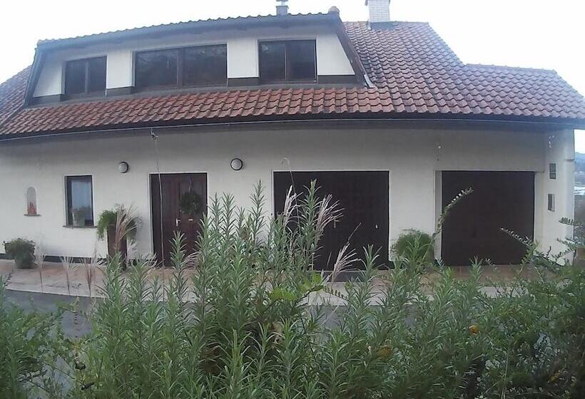 پانسیون Green Point