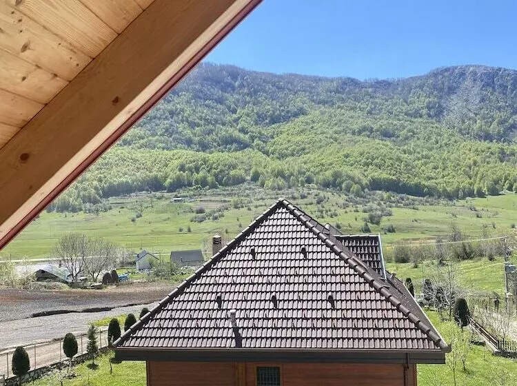 Majatalo Joen Village