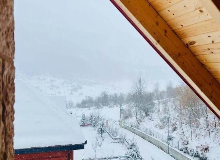 پانسیون Joen Village