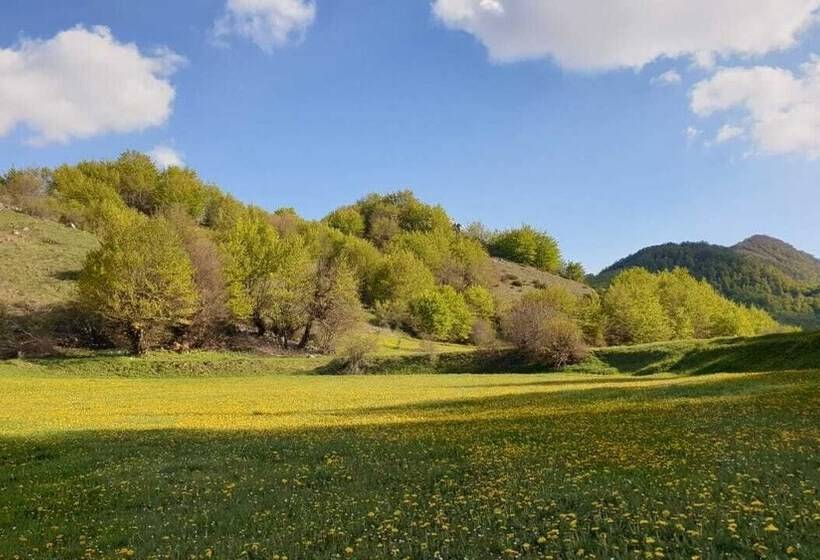 پانسیون Joen Village