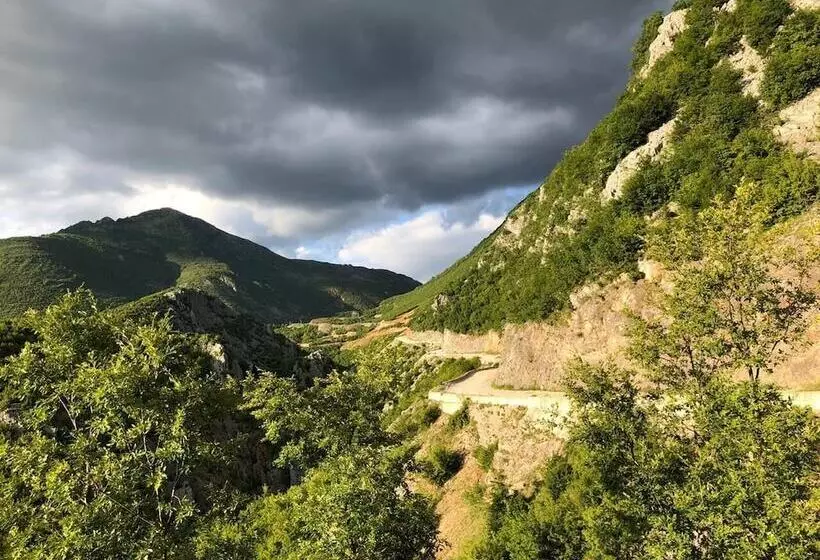 Majatalo Joen Village