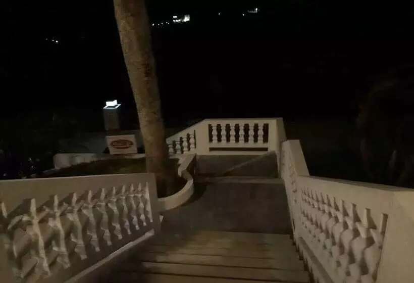 پانسیون Paradise In Coral View Roatan