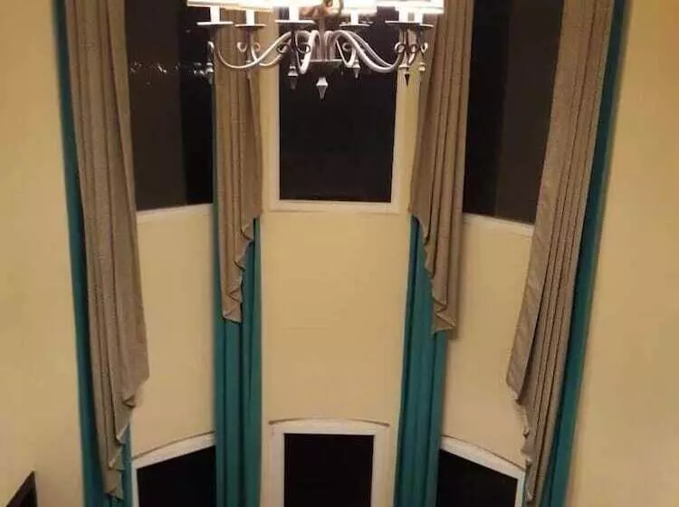 پانسیون Paradise In Coral View Roatan