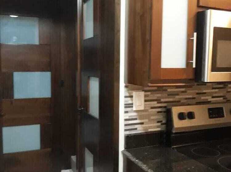 پانسیون Paradise In Coral View Roatan