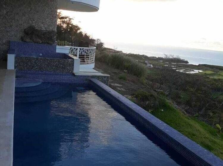 پانسیون Paradise In Coral View Roatan