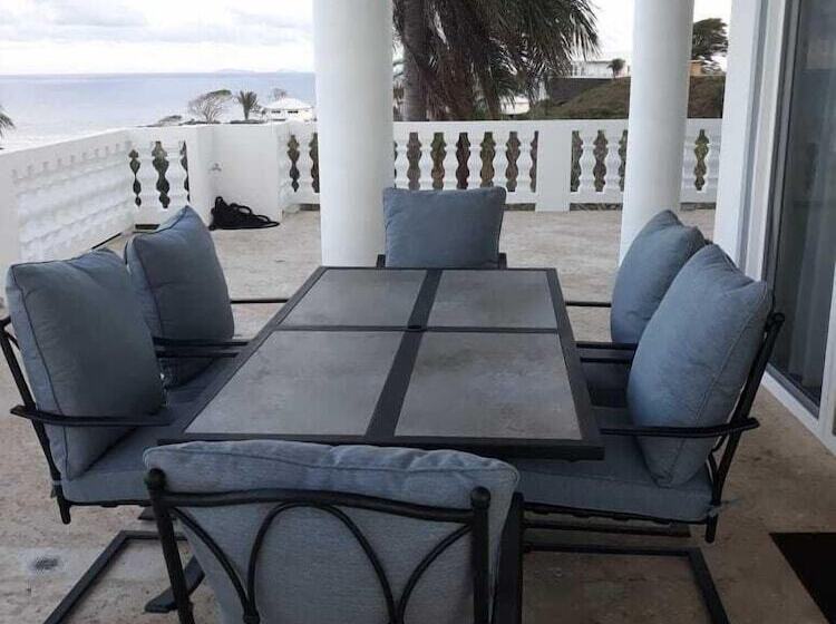 پانسیون Paradise In Coral View Roatan