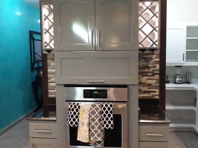 پانسیون Paradise In Coral View Roatan