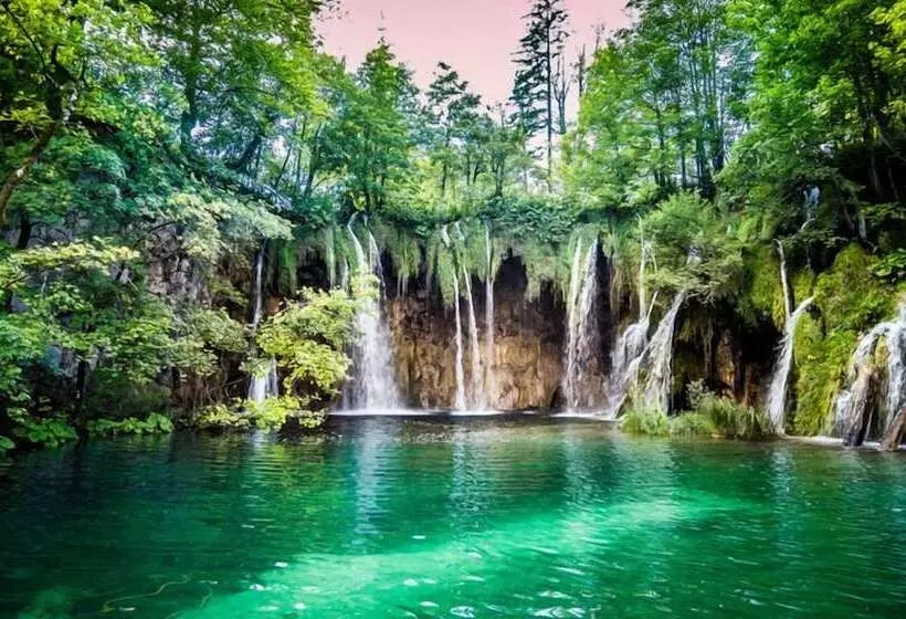 Majatalo Plitvice Falls Cottage