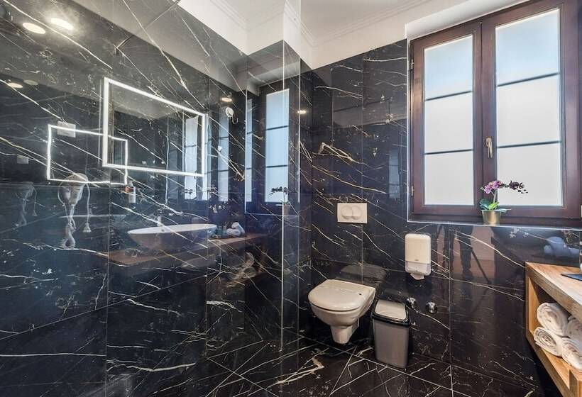 بنسيون Plitvice Falls Cottage