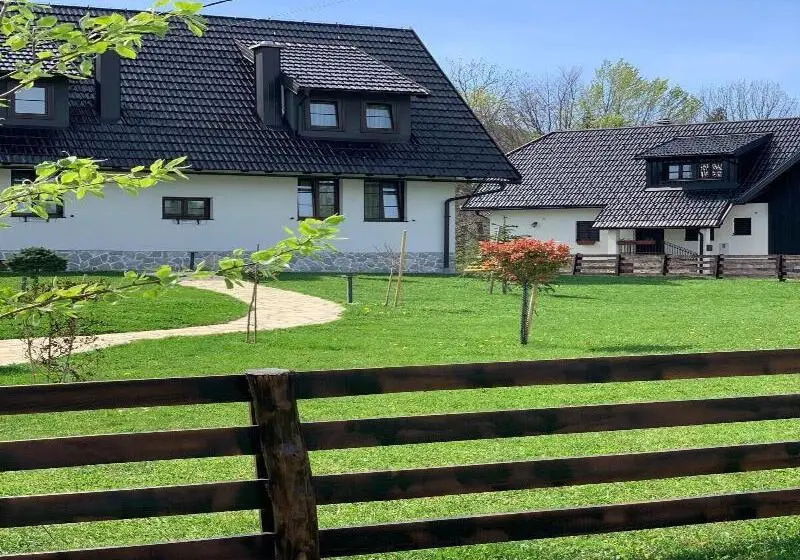 ペンション Plitvice Falls Cottage