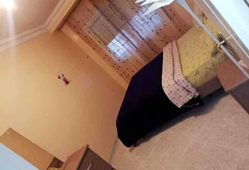 پانسیون Residence Qorri