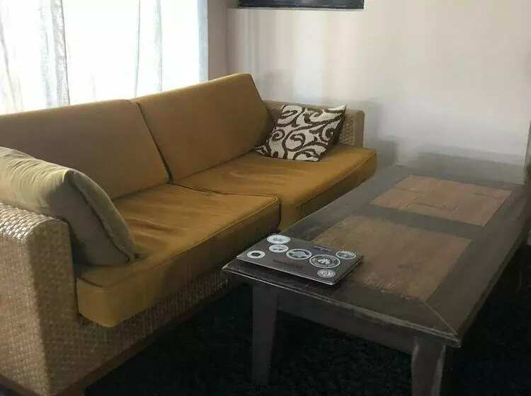 Pension Surfer Paradise
