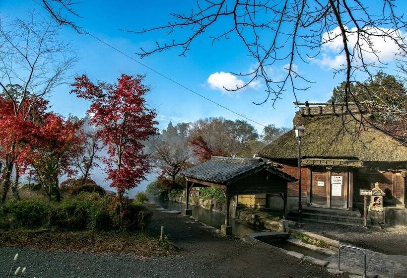 Pension (Hôtel basse catégorie) Yufuin Akarinoyado