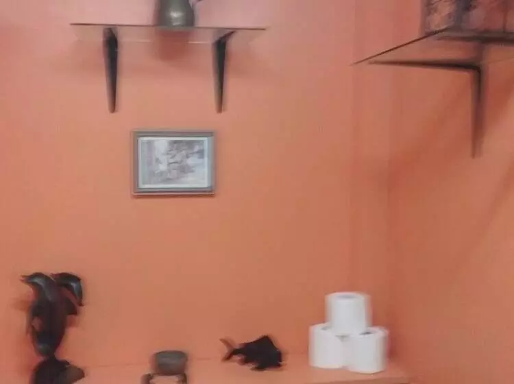 تختخواب و صبحانه Tony & Aldona S Retreat