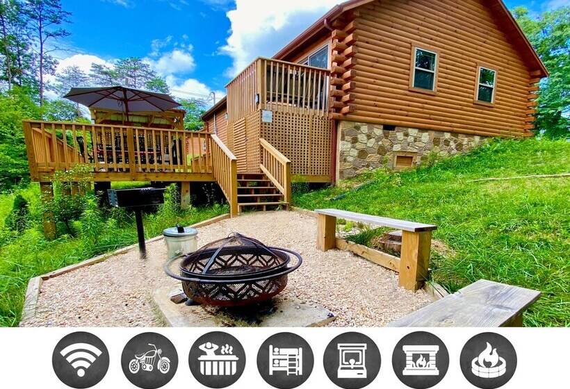 Foxes  Den Cabin With Private Hot Tub And Arcade Game By Redawning