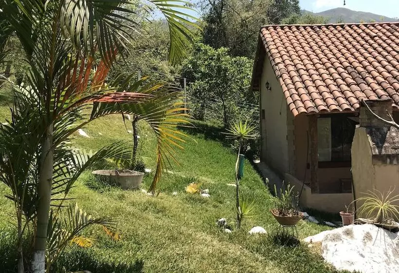 هتل Cabañas Sebastian