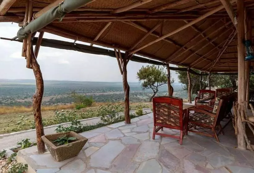 هتل Eagles Nest Camp