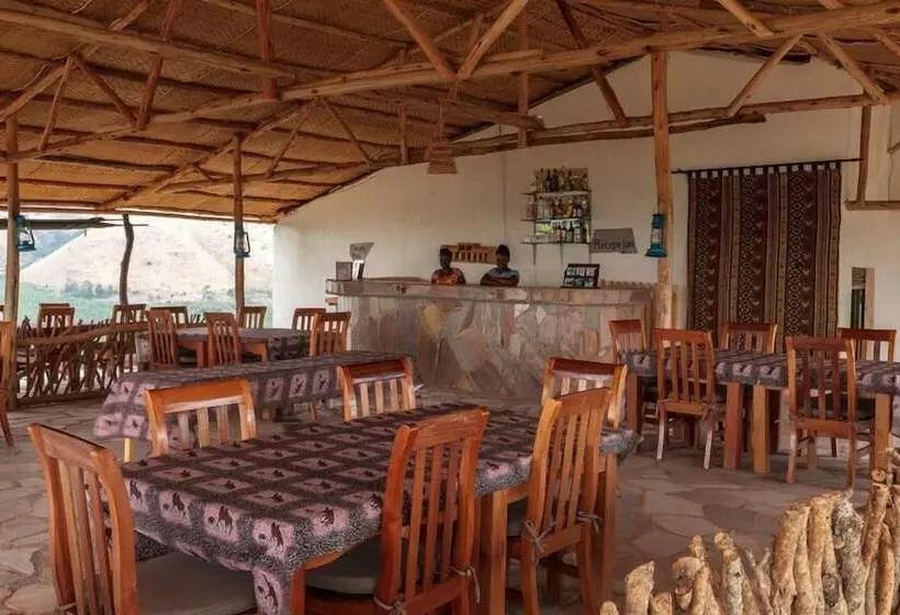 هتل Eagles Nest Camp