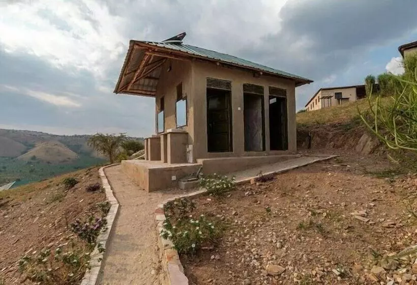 هتل Eagles Nest Camp