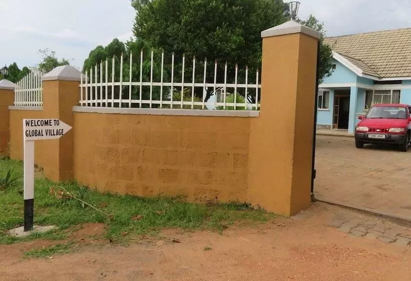 هتل Global Village