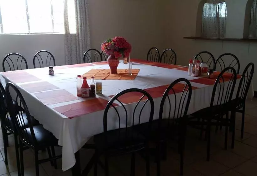 هتل Global Village