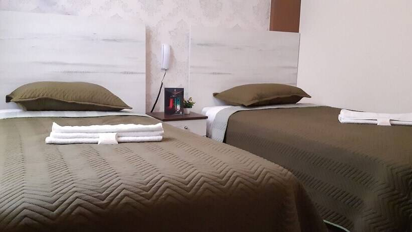 ホテル Piedra Blanca Luxury