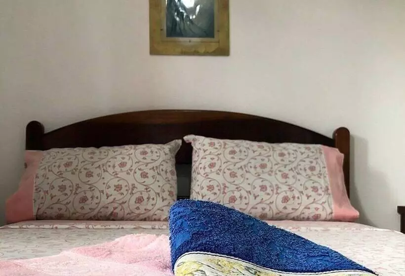 Hotelli Pousada Atelier Aly Da Costa