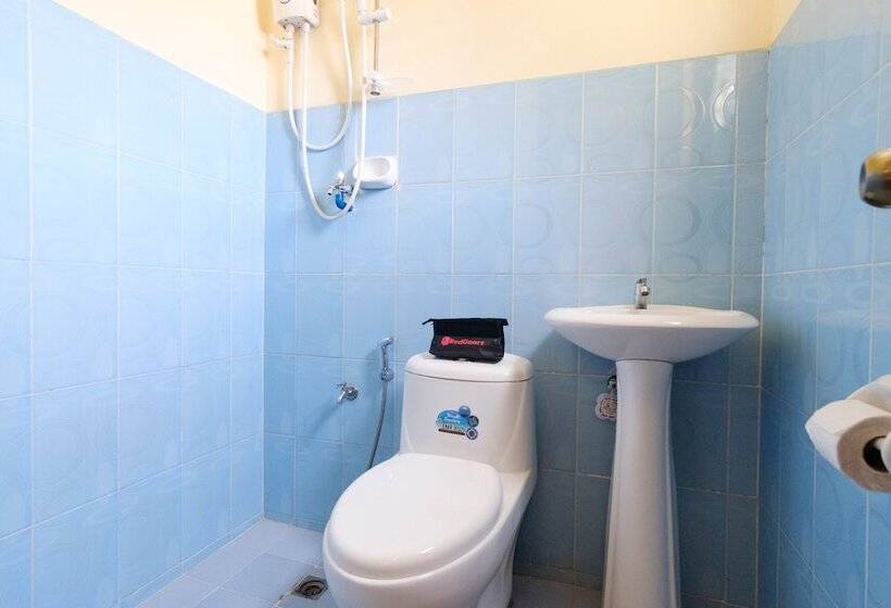 Hotel Reddoorz @ Poblacion 6 Coron