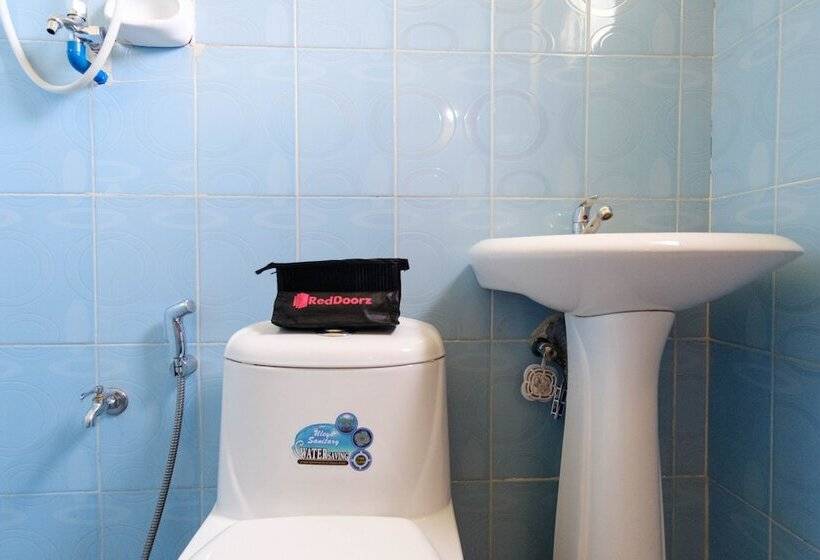 Hotel Reddoorz @ Poblacion 6 Coron