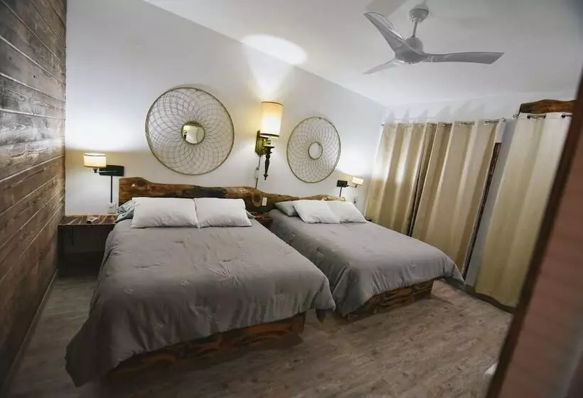 هتل Rincón Del Corazón