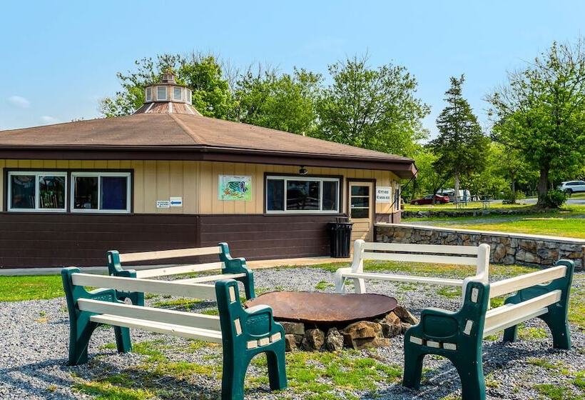 فندق Round Top Campground