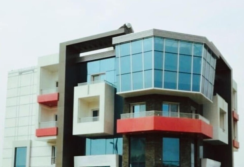 هتل Vibes Hostel & Spa