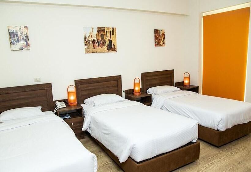 هتل Vibes Hostel & Spa