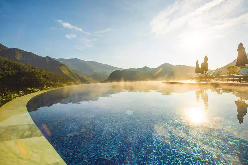 Le Champ Tu Le Resort Hot Spring & Spa